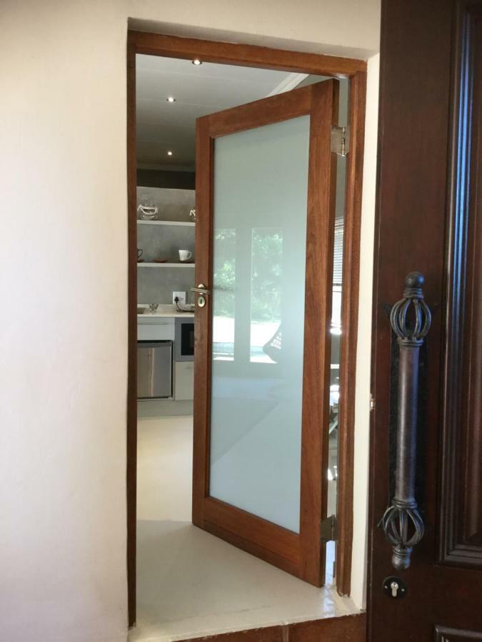 27 Pinehurst White River Extérieur photo